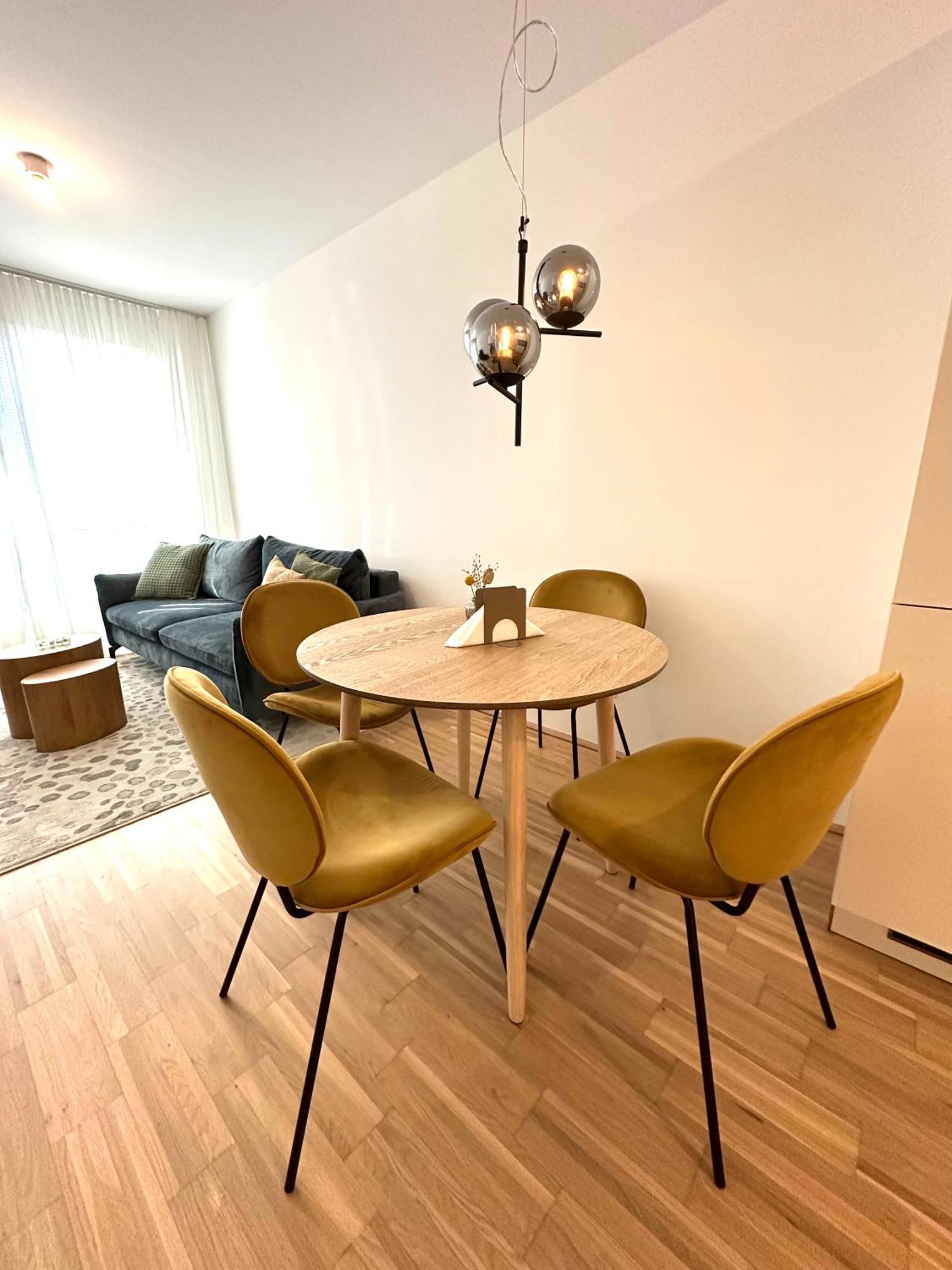 Coho City Apartments Mit Hauseigener Tiefgarage Wien Exteriör bild