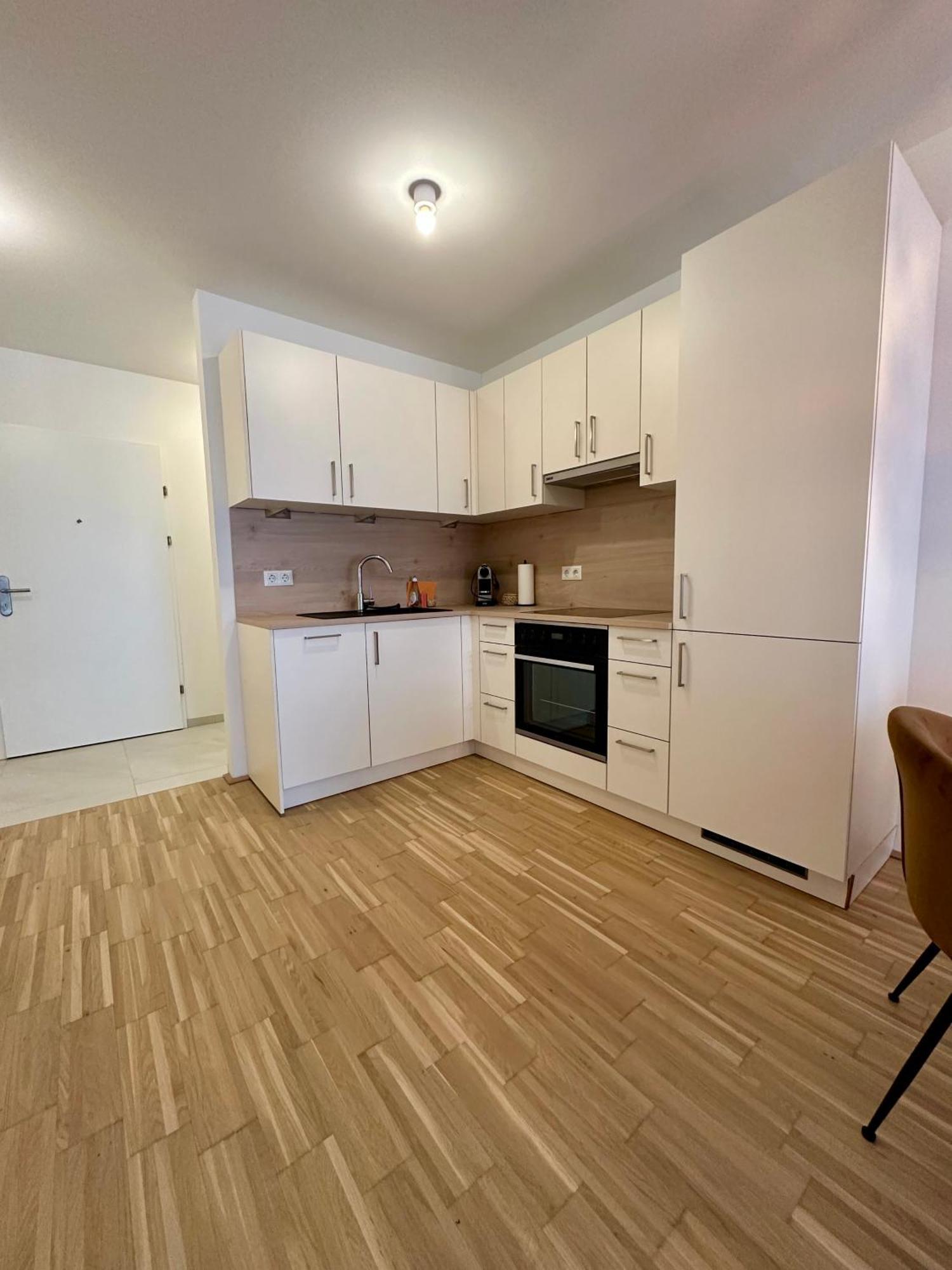 Coho City Apartments Mit Hauseigener Tiefgarage Wien Exteriör bild